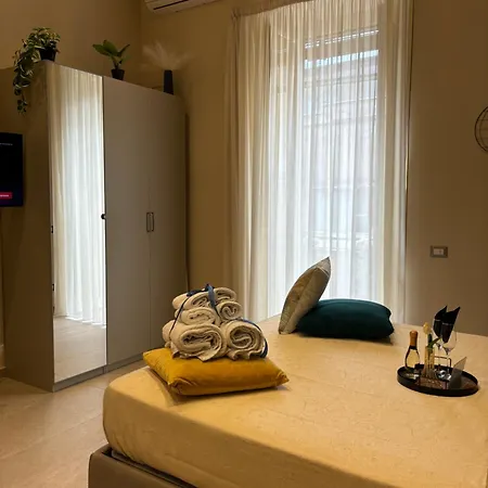 Sette Di Cuori * نابولي